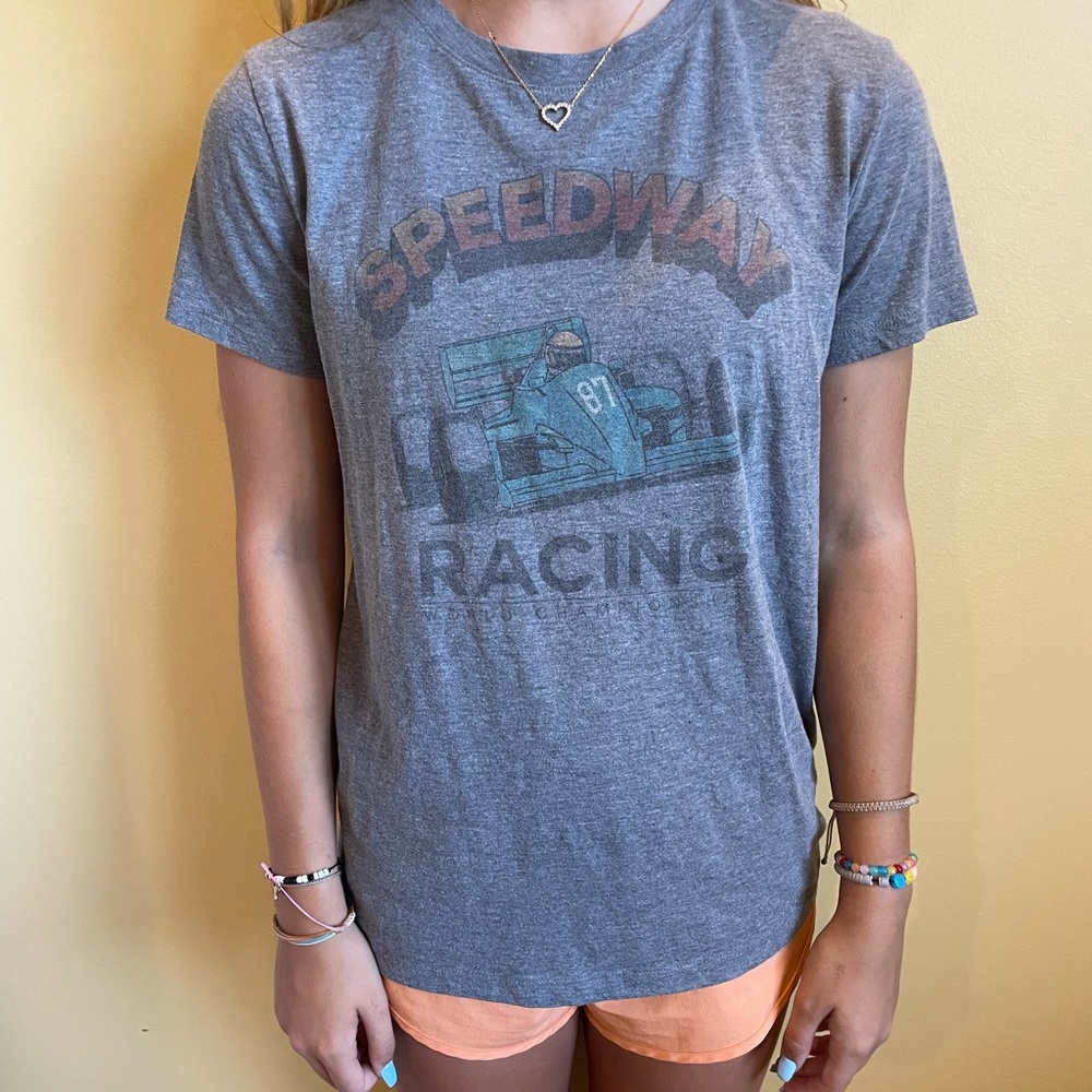 This is a grey Free State t shirt.